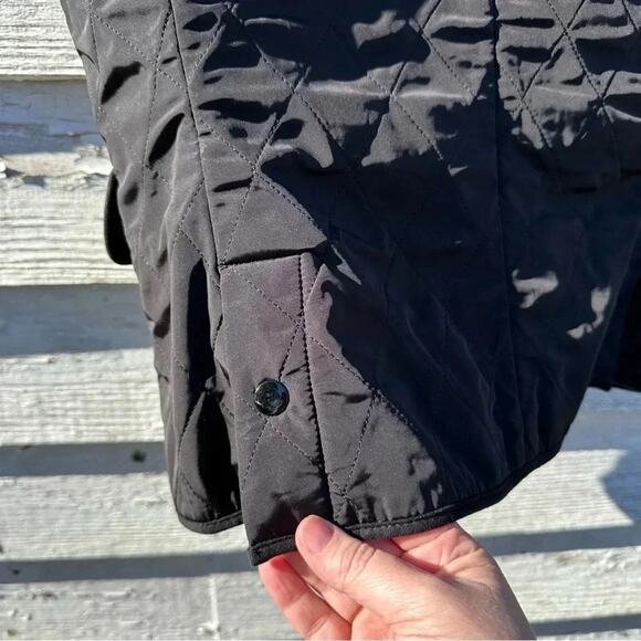 Talbots Women’s Small Black  Lightweight Quilted Vest - Picture 6 of 8